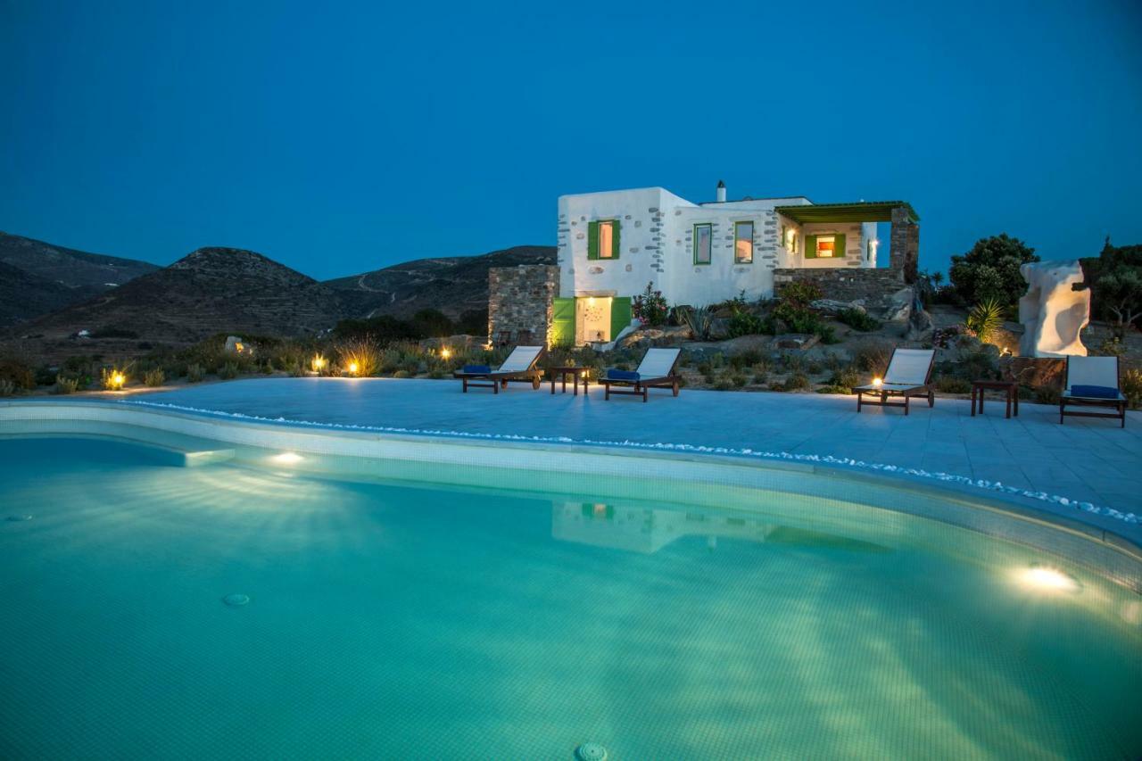 Villa Aeolos With 2 Private Pools Sarakíniko エクステリア 写真